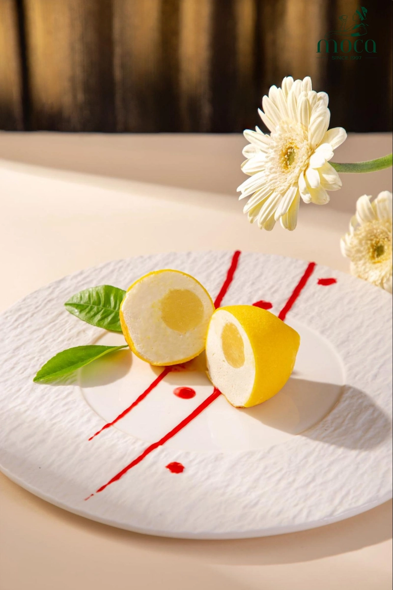 Lemon Mousse with Meringue & Crumble