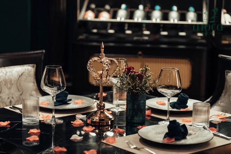Moca Dining – where culinary artistry, refined design, and personalized service converge to elevate Hanoi’s fine dining experience.