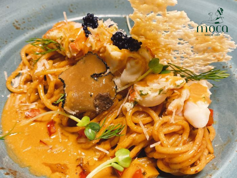 이탈리안 요리: 소박한 우아함과 따뜻한 진심으로 담아낸 간단하면서도 고품질의 재료를 기념합니다