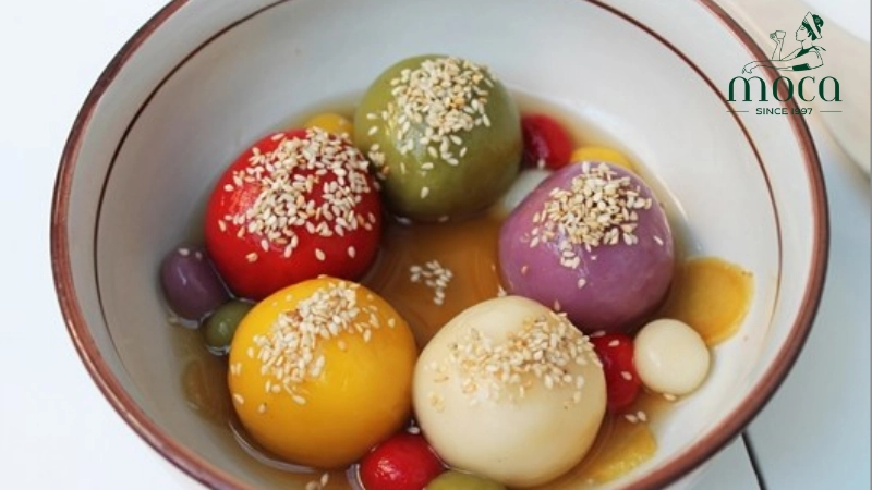 A reimagined Chè Trôi Nước – tradition transformed through modern culinary precision.