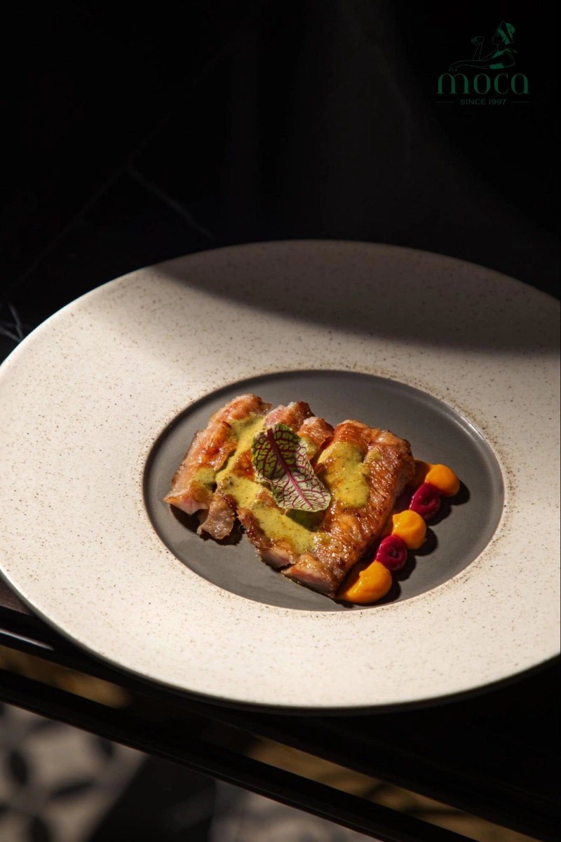 글레이즈드 햄 또는 돼지고기 등심