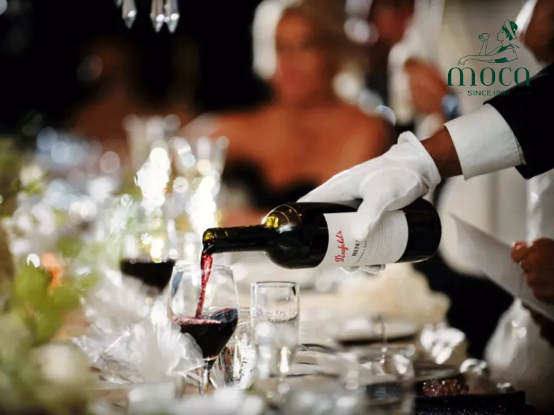 Perfect pairings for every palate—raising your wedding dining experience.