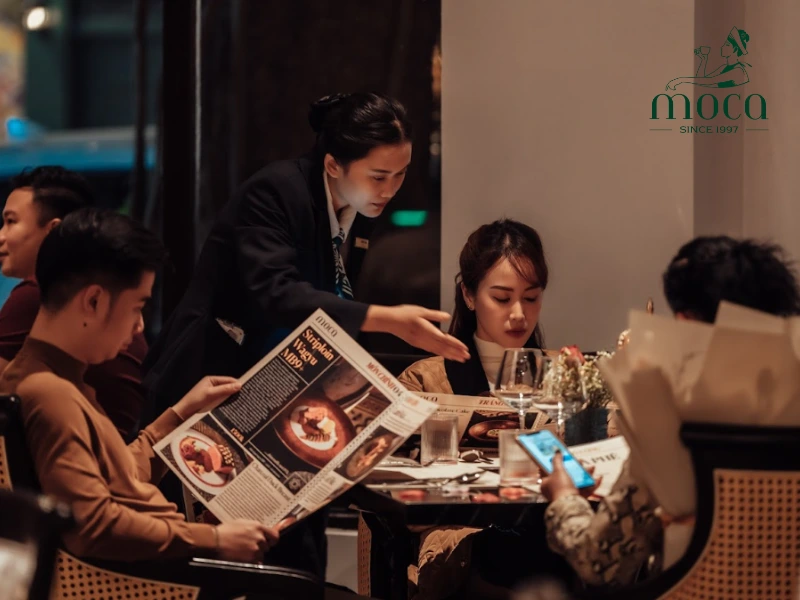 An impeccable fine dining experience begins with thoughtful planning — from choosing the right venue to securing your reservation and dressing the part.