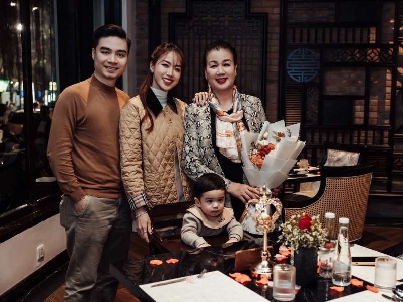 Moca Diningでの体験をナビゲートする