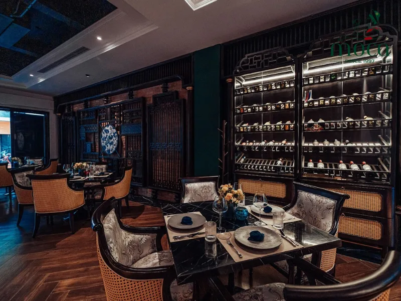Restaurants with wine cellars