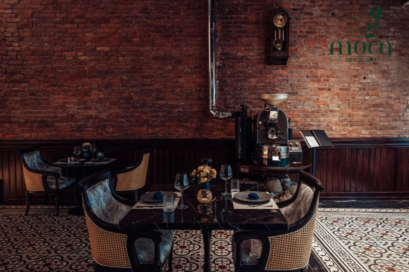 Advanced Reservation Systems for Guaranteed Exclusivity