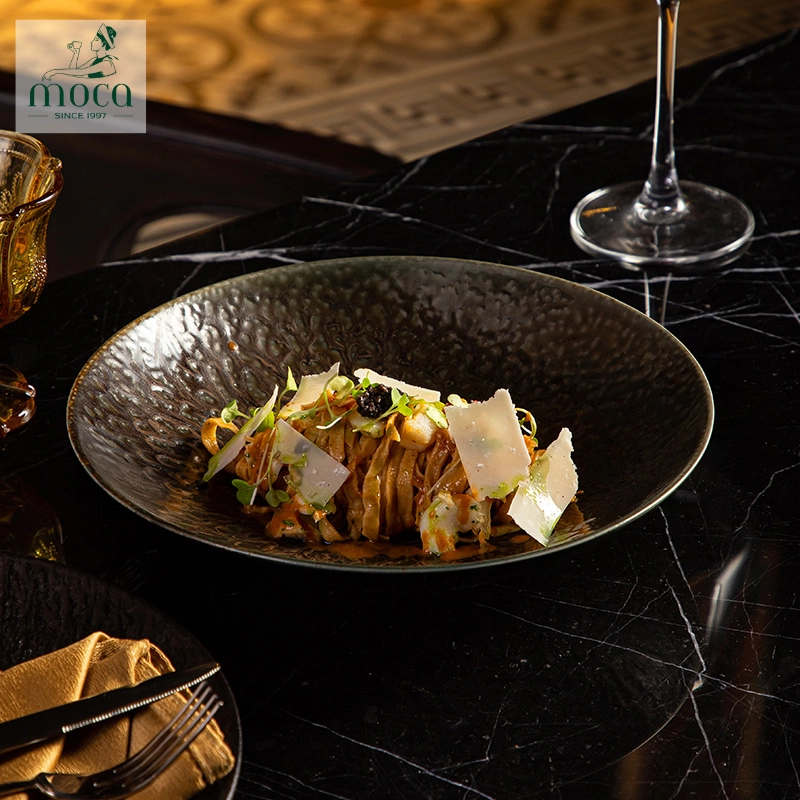 Moca Dining allie la tradition vietnamienne au raffinement européen, offrant un voyage culinaire inoubliable avec des ingrédients de saison.