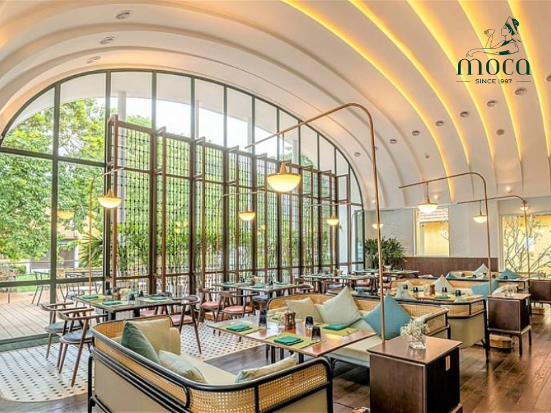 고급 식당에서는 조명, 가구, 그리고 전체적인 조화에서의 실수가 최고의 요리조차도 빛을 잃게 할 수 있습니다 — 모든 세부 사항이 중요합니다.