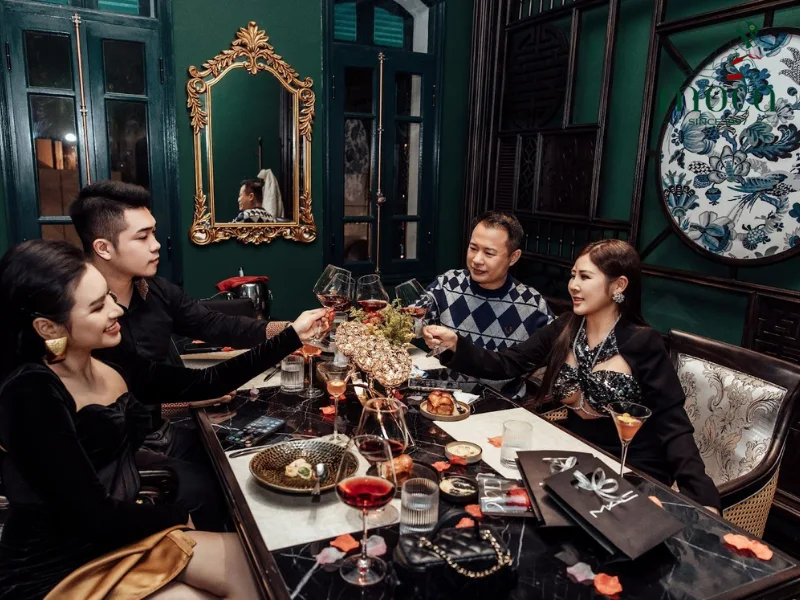 The Moca Dining Experience: Ambiance and Service Excellence