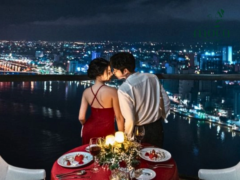 A question asked where memories begin—timing meets timeless ambiance.