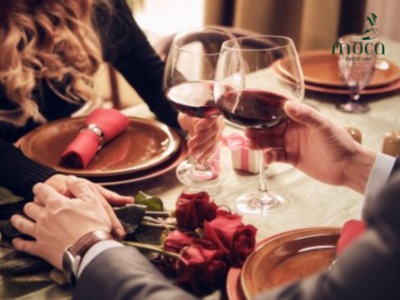 뜻깊은 순간은 배려 깊은 대화에서 시작됩니다.