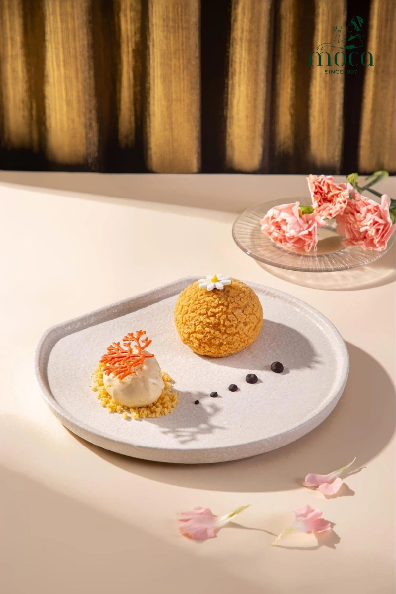 Golden Choux & Coral Tuile