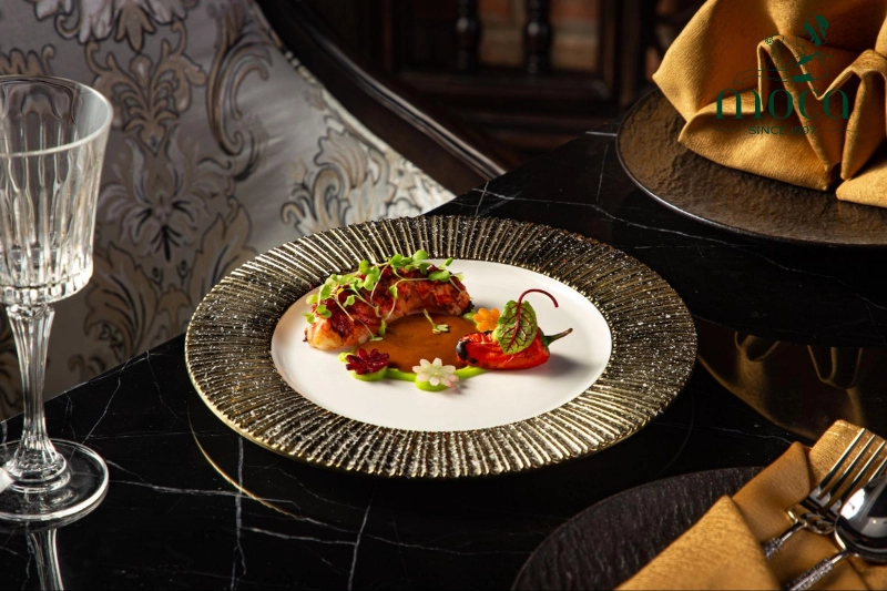 The Festive Roast: A Centerpiece for Your Table