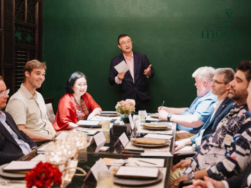 精致餐饮在商业中不仅仅是一顿饭——它是一种传递卓越、建立关系并激发信任的战略。