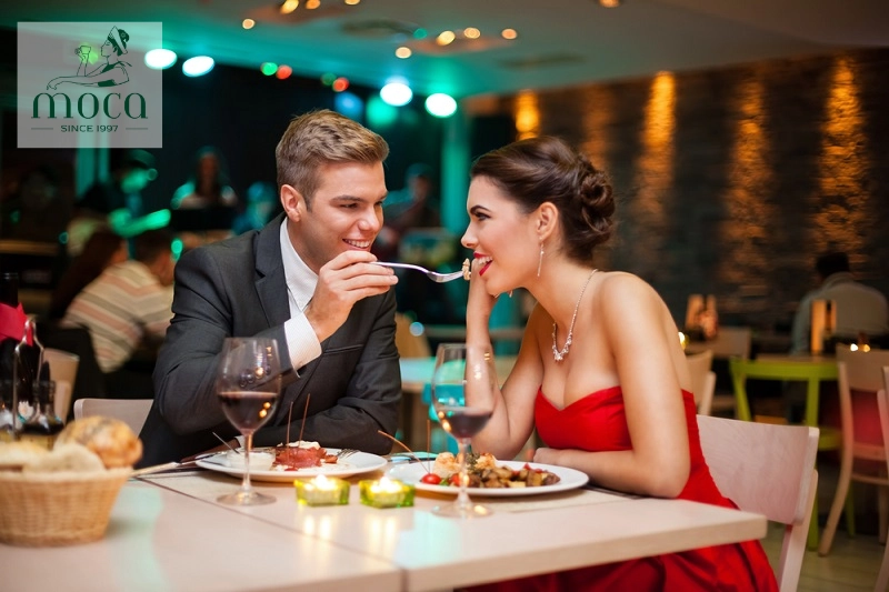 Proper attire, table manners, and respectful interaction — essential elements of fine dining etiquette.