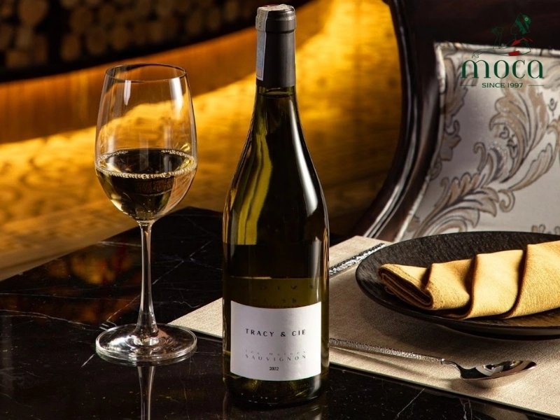 Moca Diningでキュレーションされた酒類プログラムの戦略的価値