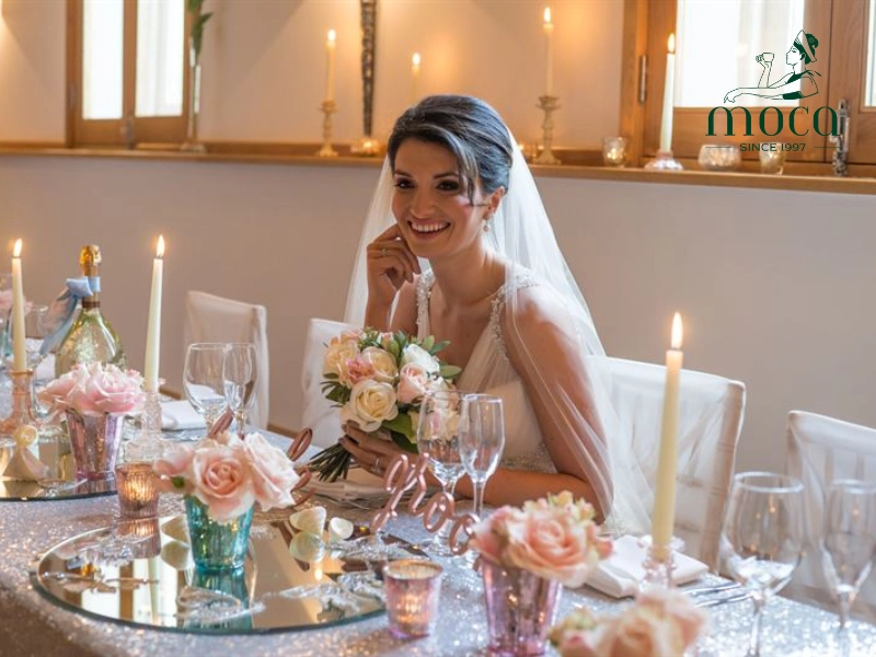 Where culinary artistry meets impeccable elegance—your fine dining wedding.