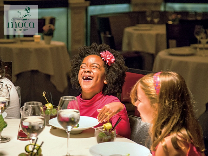 Child-friendly fine dining features: spacious space, flexible menus, welcoming staff, and family amenities.