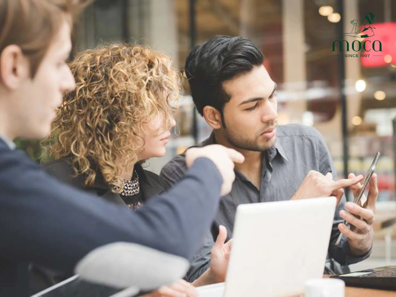 高級レストランの創造性、効率性、持続可能な成長のためには、適切な高級レストランメニューコンサルタントを選ぶことが重要です。