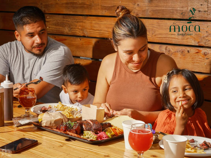 理想的亲子精致餐厅在优雅与真诚待客之间取得完美平衡，适合各年龄段宾客。