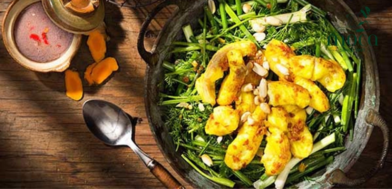 Hanoi’s dinner scene shines with a fusion of modern Vietnamese cuisine, global fine dining standards, and expertly curated wine pairings.