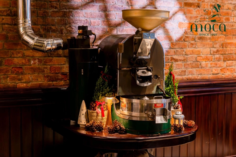 A Historical and Cultural Perspective on Christmas Feasting