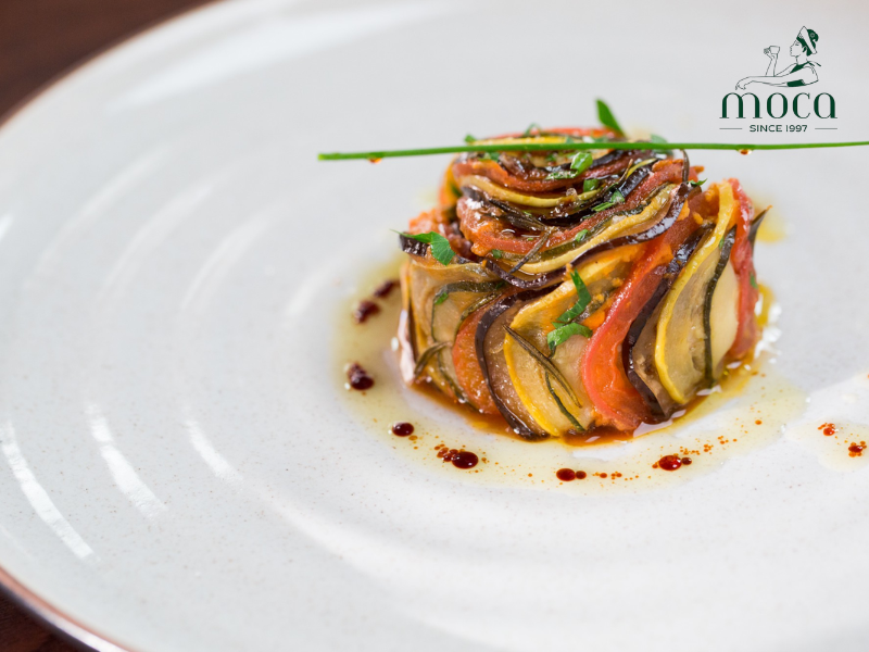 웰니스와 우아함이 만나는 곳 — 뛰어난 맛을 포기하지 않고 몸을 건강하게 합니다.