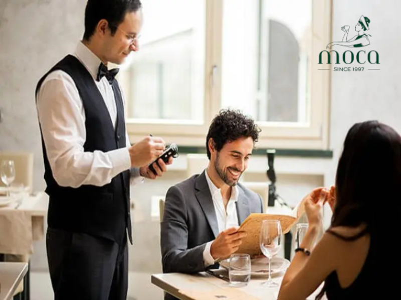 通过策略性选择，精致餐饮可以在不降低品质的前提下变得更加亲民。