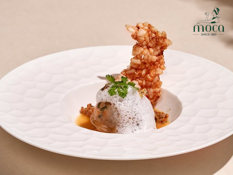 접시 위의 예술 — 모든 디테일, 색상, 질감이 풍미 가득한 이야기를 전합니다.