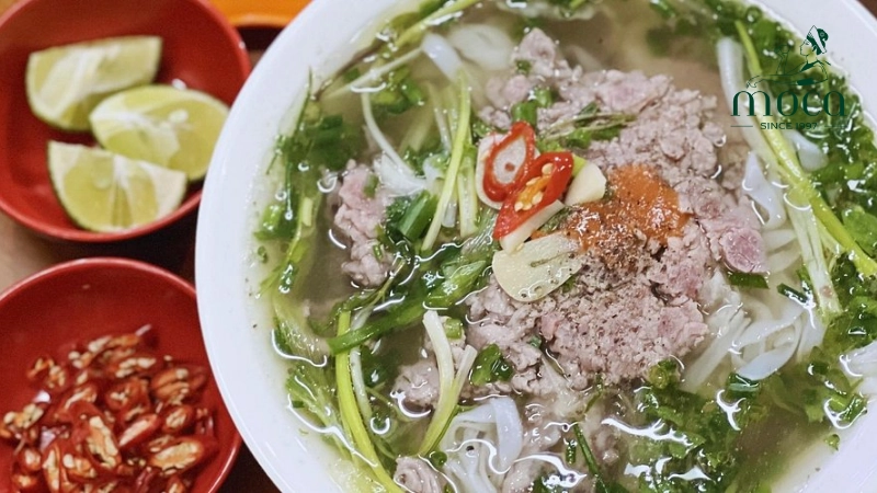 From street icon to culinary innovation: Hanoi' fine dining evolution