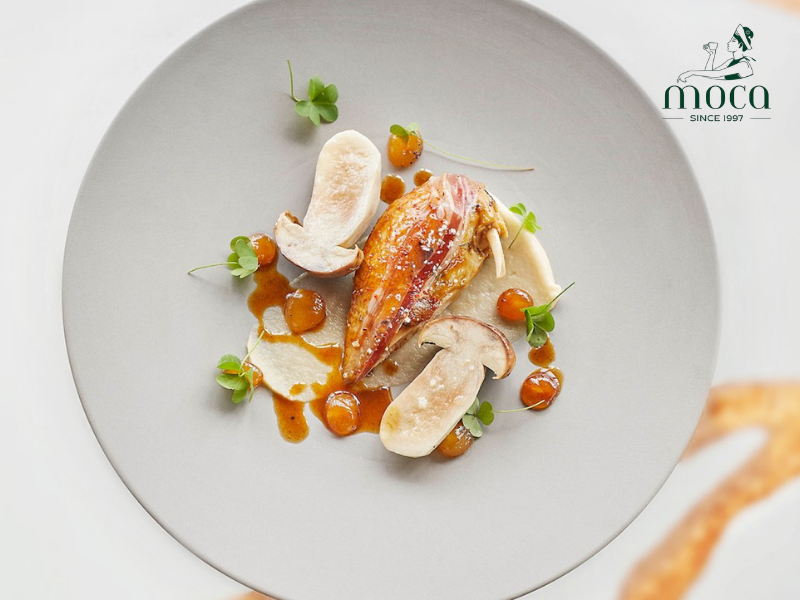 고급 요리는 단순한 음식이 아니라 맛, 기술, 그리고 예술성이 한 접시에 담긴 이야기입니다.