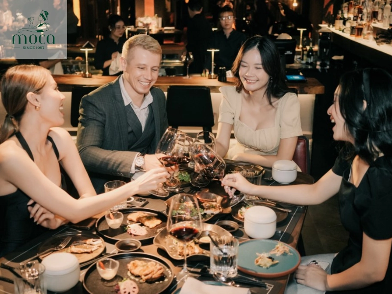 Good etiquette ensures that every guest enjoys the Michelin experience to its fullest.