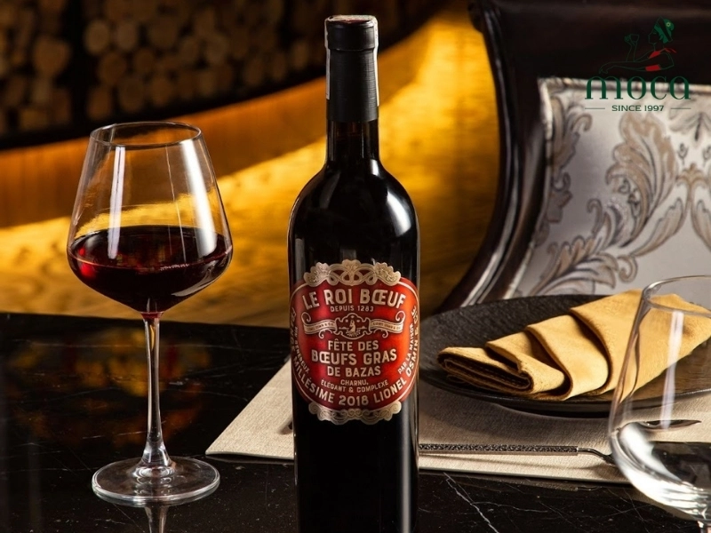 ファインダイニングの文脈におけるプレミアム酒類の柱の定義