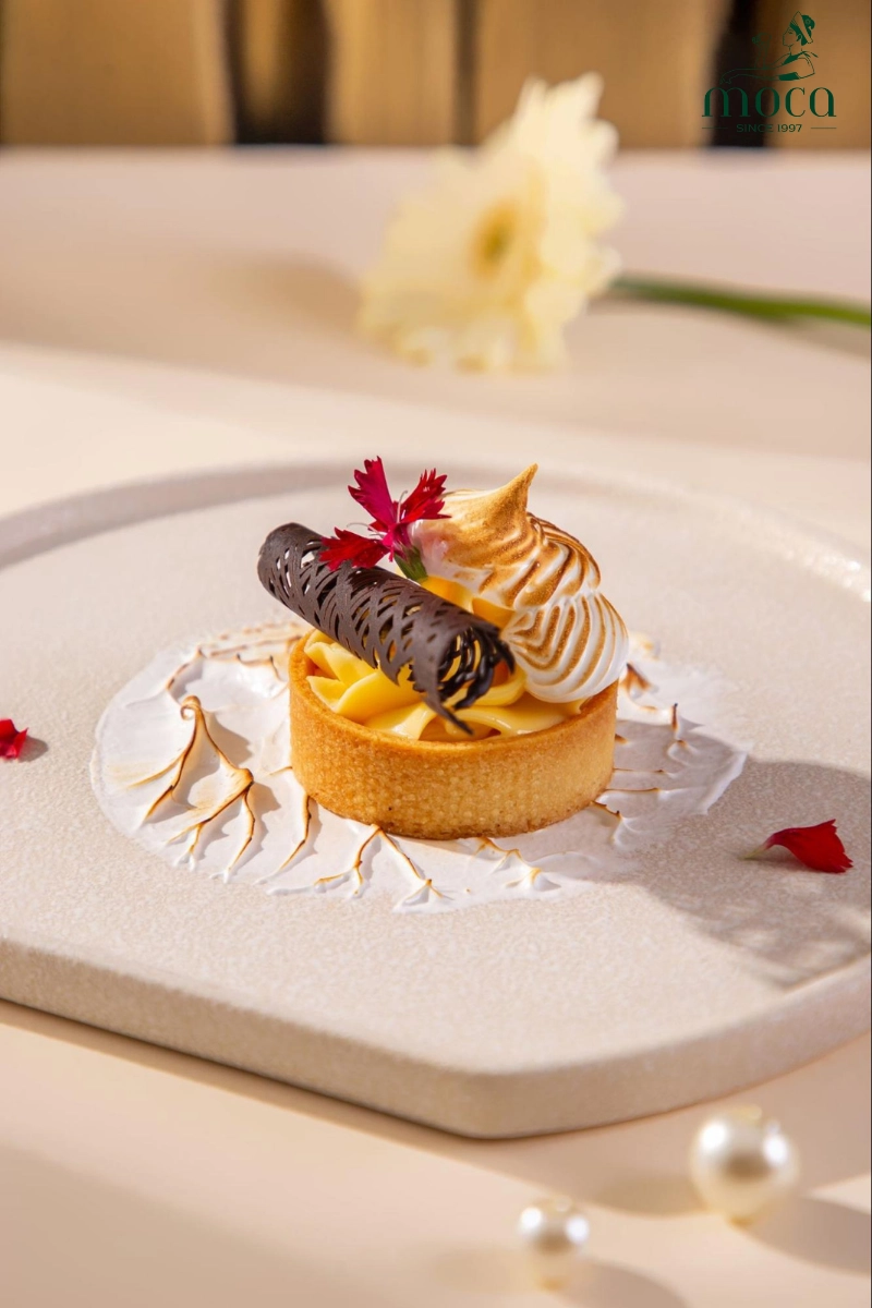 The Evolution from Simple Treats to Culinary Art