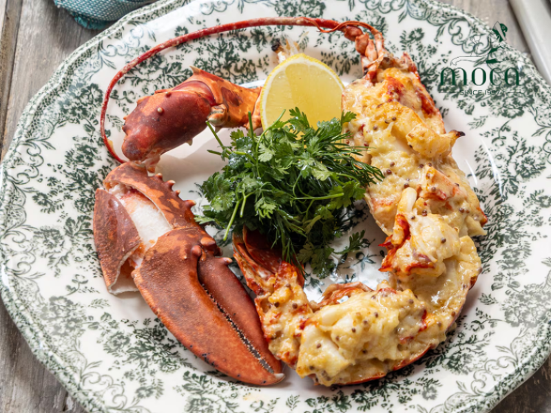 盘中经典优雅——烹饪技艺与恒久美味在此交汇。